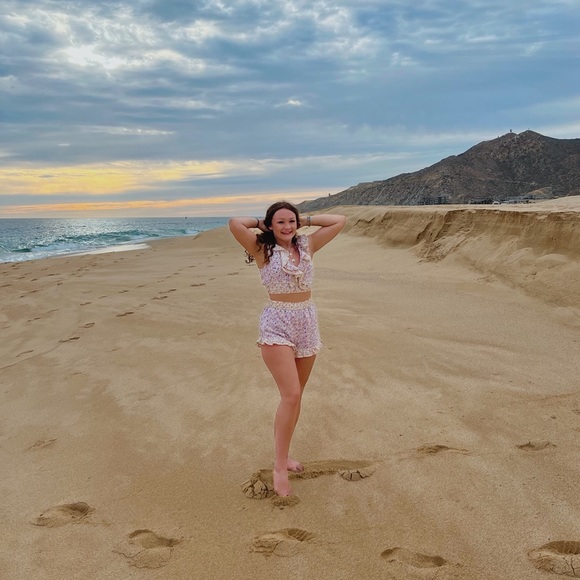 Meet your Posher, Katianna - Picture 1 of 1